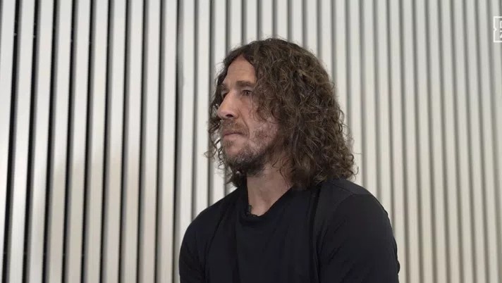 爱游戏体育官方入口-普约尔：巴斯托尼是非常优秀的后卫，但巴萨需考虑交易的可行性